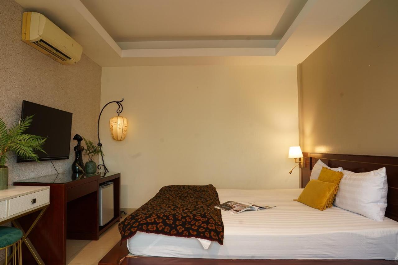 RedDoorz Trang An Hotel Ho-Chi-Minh-Stadt Exterior foto